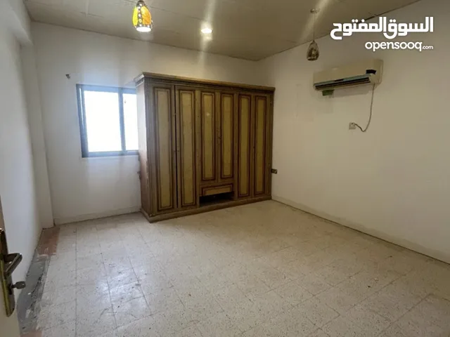 Unfurnished Monthly in Muscat Al Khoud