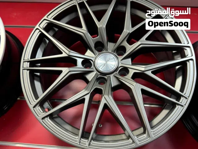 للبيع 4رنقات مقاس 17 خمس بلوط يركبون لجميع السيارات