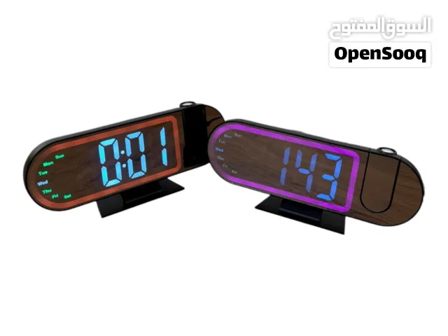 ساعة رقمية LED