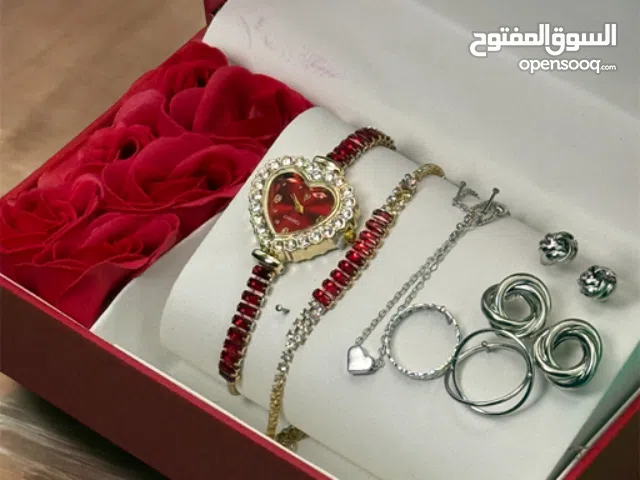 طقم هدايا نسائي فاخر - ساعة واكسسوارات