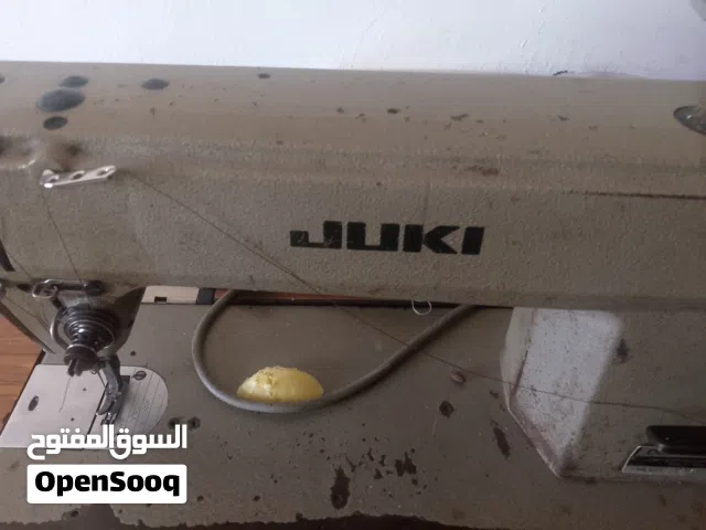 ماكينه خياطه شغاله 100% مطلوب فيها 80