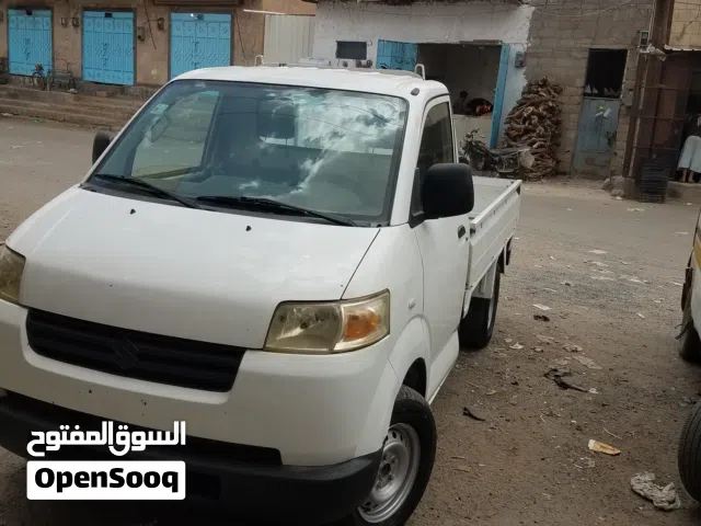 2012 سوزوكي APV