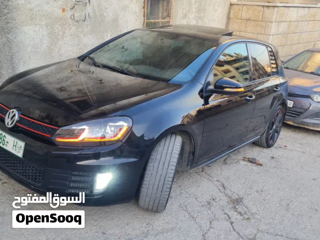 2010 فولكسفاغن جولف GTI Standard