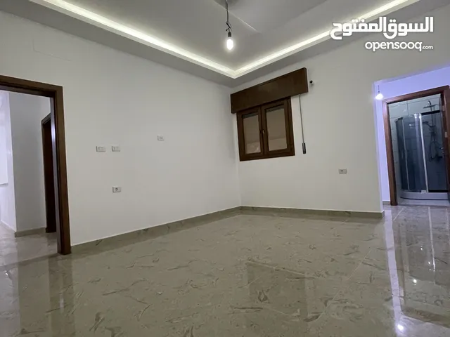 450m2 More than 6 bedrooms Villa for Sale in Tripoli Ain Zara