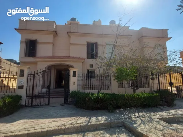 276 m2 3 Bedrooms Villa for Sale in Cairo Fifth Settlement