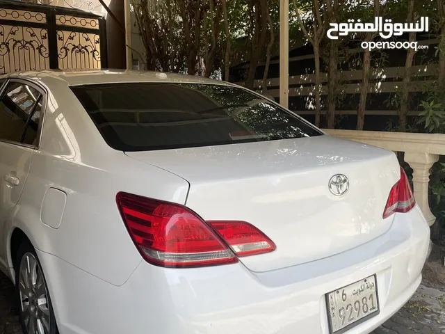 Used Toyota Avalon in Kuwait City