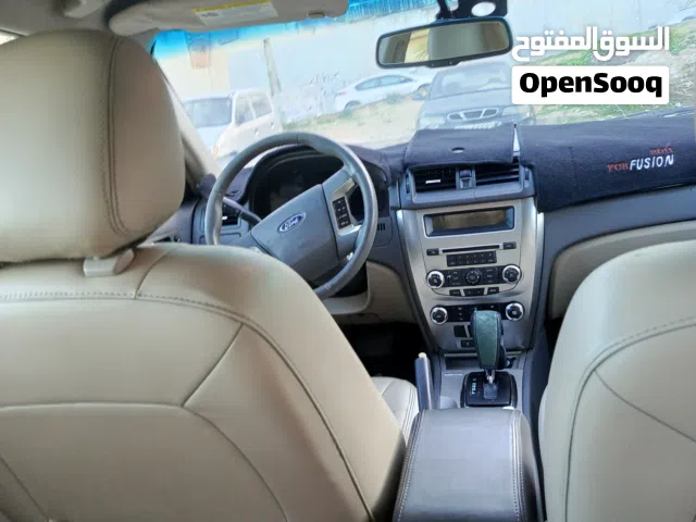 2010 فورد فيوجن Standard