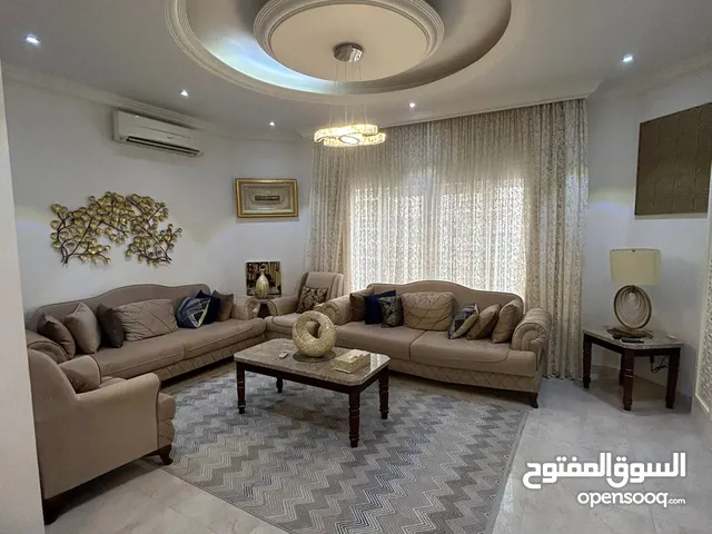500m2 More than 6 bedrooms Villa for Sale in Muscat Amerat