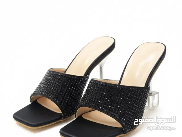 صنادل من اميركا غير ملبوس حلوين عاللبس كتير