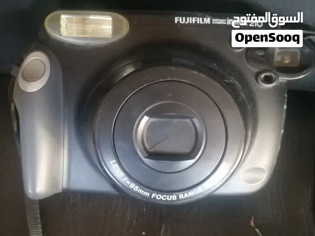 تلفاز شغال َمع  رسيفر شغال ومسجل نص عمر كاسيت باب و كامير فوزيه قديمه جدا شغاله حافظة طعام وصندوق حد
