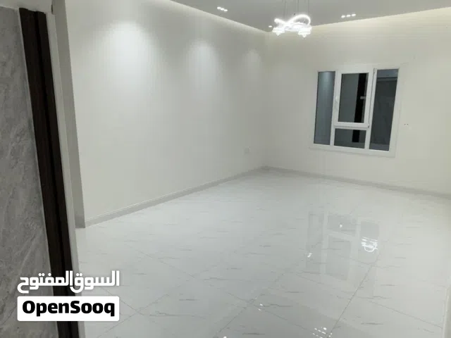 100 m2 2 Bedrooms Apartments for Rent in Muscat Al Khuwair