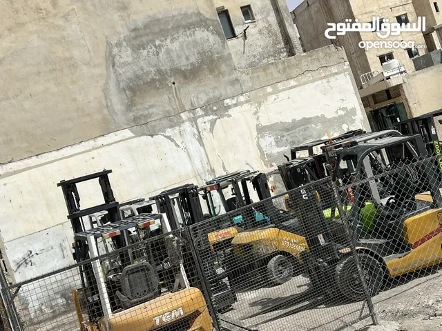 رافعات شوكية للبيع و الايجار