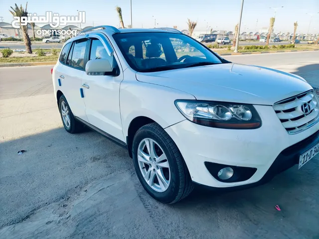 Used Hyundai Santa Fe in Basra