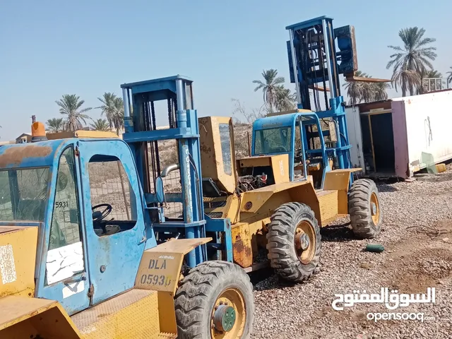 2006 Forklift Lift Equipment in Basra