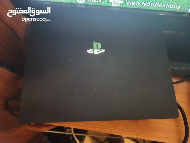 PLAYSTATION 4 PRO