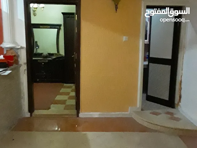200 m2 More than 6 bedrooms Townhouse for Sale in Benghazi Masr St