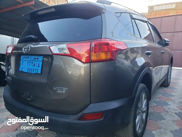 Toyota RAV 4 2015 in Sana'a