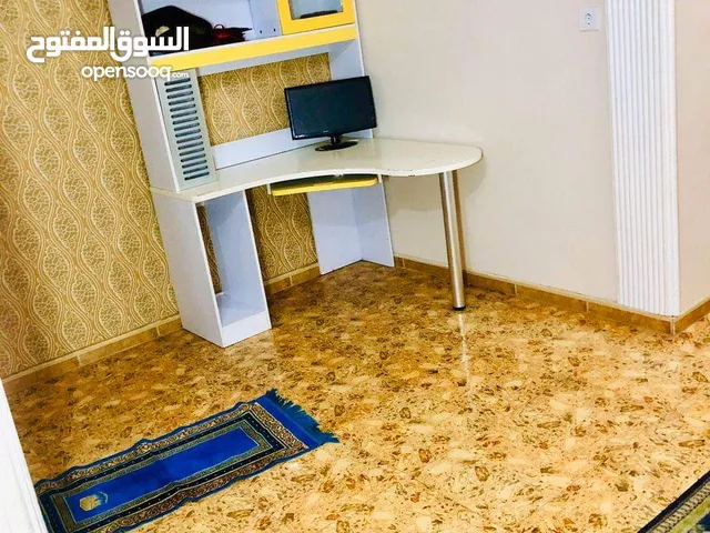 200 m2 3 Bedrooms Apartments for Rent in Benghazi As-Sulmani Al-Gharbi