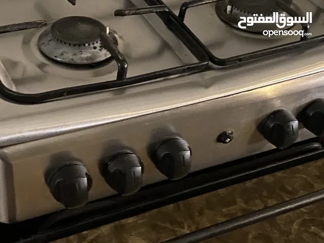 غاز كلشي فيه شغال 4 عيون