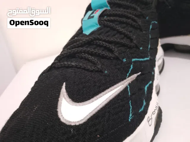 بوت Nike LeBron 15 Griffey PE