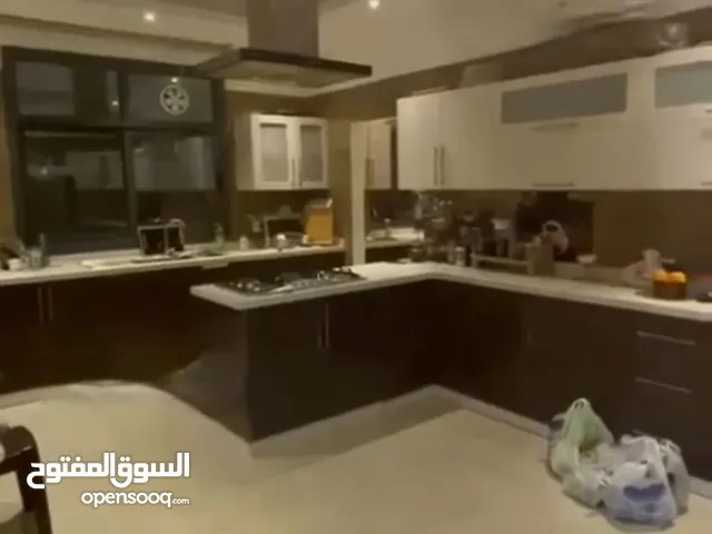 300 m2 5 Bedrooms Villa for Sale in Ajman Al Alia