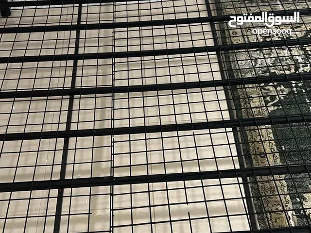 سرير كبير. حديد