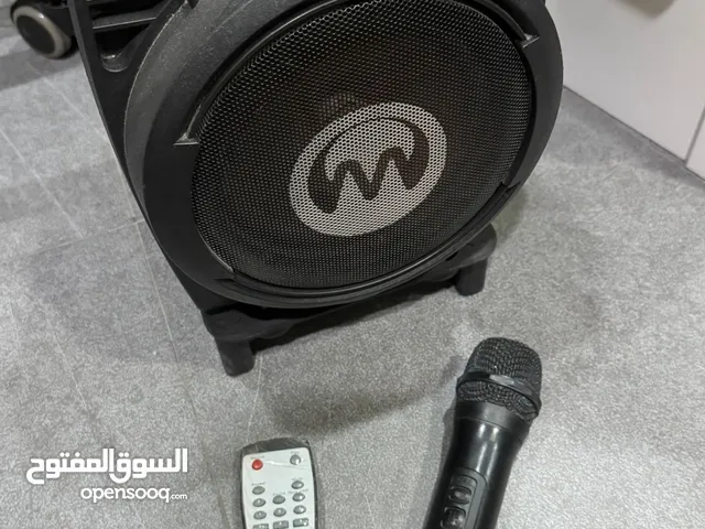 سماعات سبيكر نضيفه