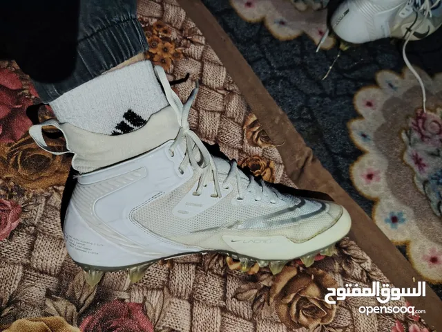 43 Sport Shoes in Amman