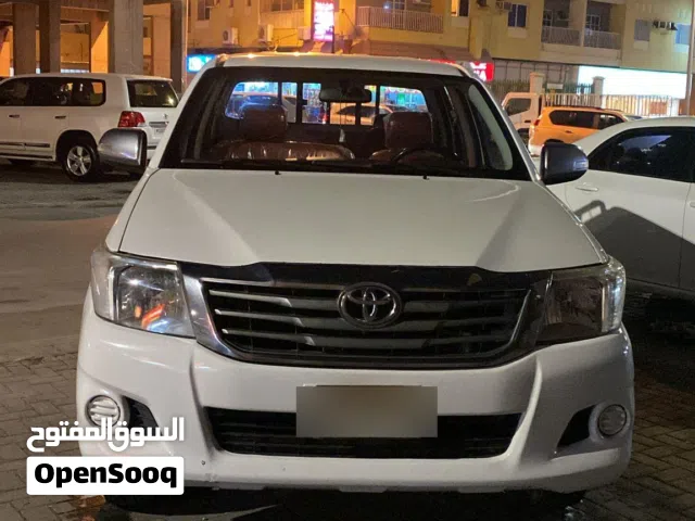 toyota  hilux  2015