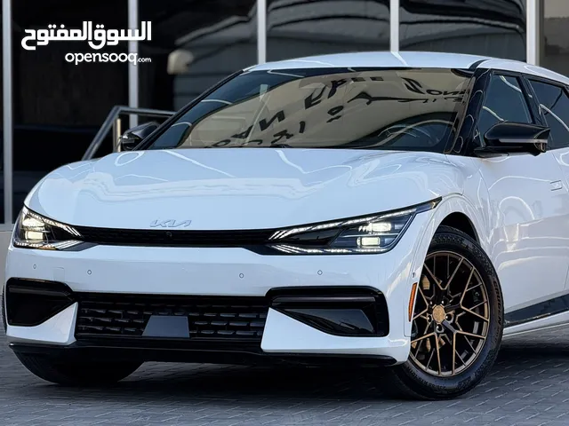 فحص كامل جمرك اليوم ترخيص وتأمين سنه كاملهKia EV6 Gt line 2022