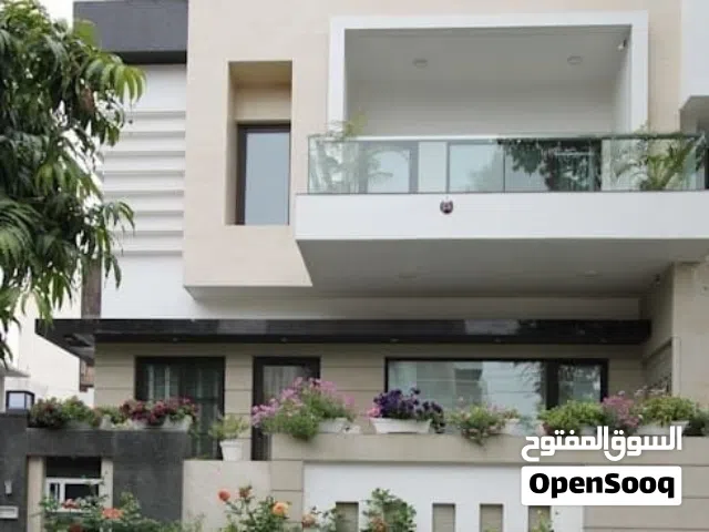 150 m2 4 Bedrooms Townhouse for Rent in Basra Muhandiseen