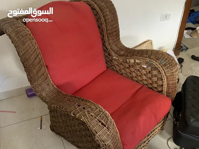 كرسي خارجي عدد 2 مع طاوله