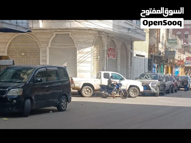 موقع تجاري شارع رئيسي