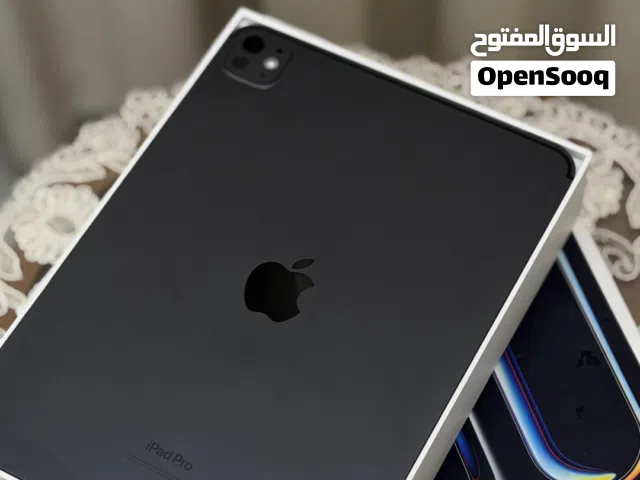 ايباد برو M4 مساحة 256 نظيف جداً