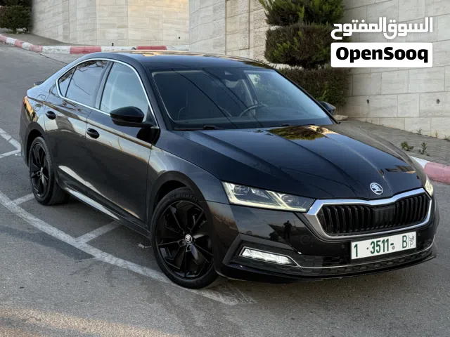 2021, سكودا, اوكتافيا, Standard