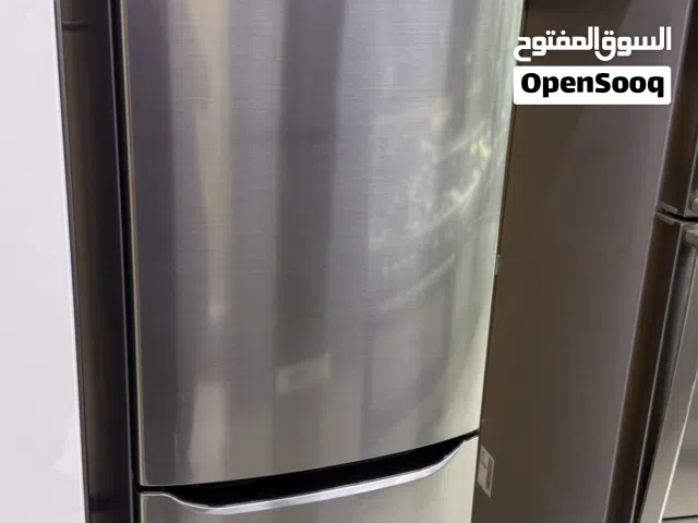 LG fridge bottom freezer excellent condition