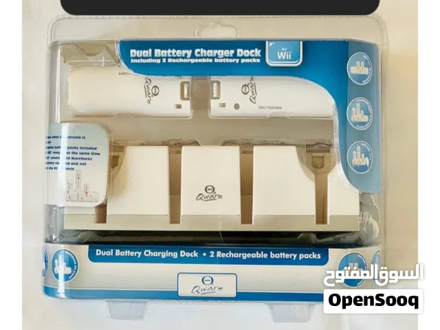 2 Boxes Dual Battery Charger Docks of packs including 4 Rechargeable batteries packs for Wii