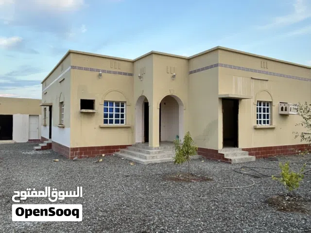 570 m2 3 Bedrooms Townhouse for Sale in Al Batinah Liwa