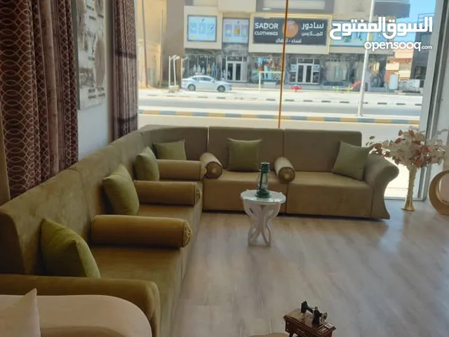 صالون للبيع معاه استاره