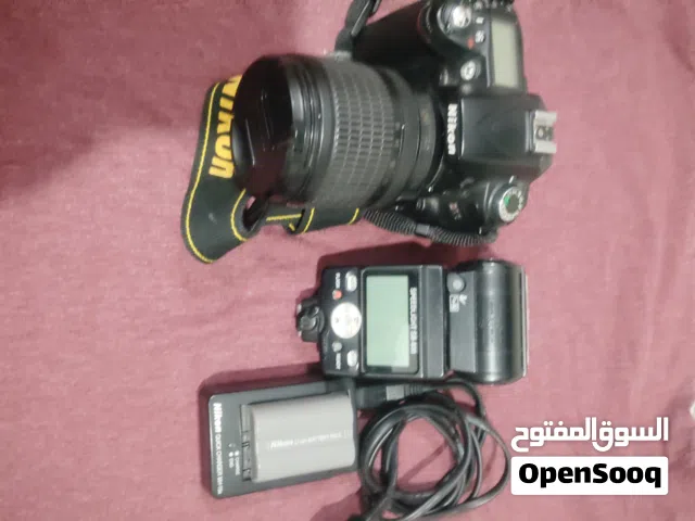 نيكون دي90 مع فلاش نيكون 800