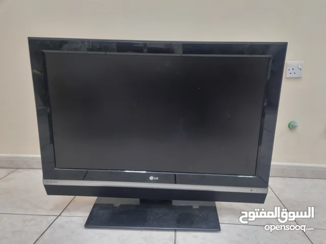 تلفاز LG مع قاعدة متحركة