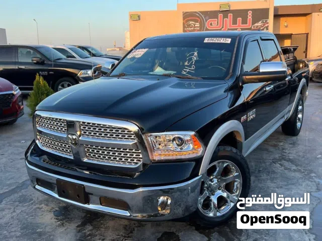 2015 دودج رام Laramie