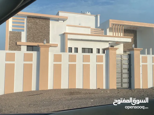 300 m2 3 Bedrooms Townhouse for Sale in Al Batinah Barka