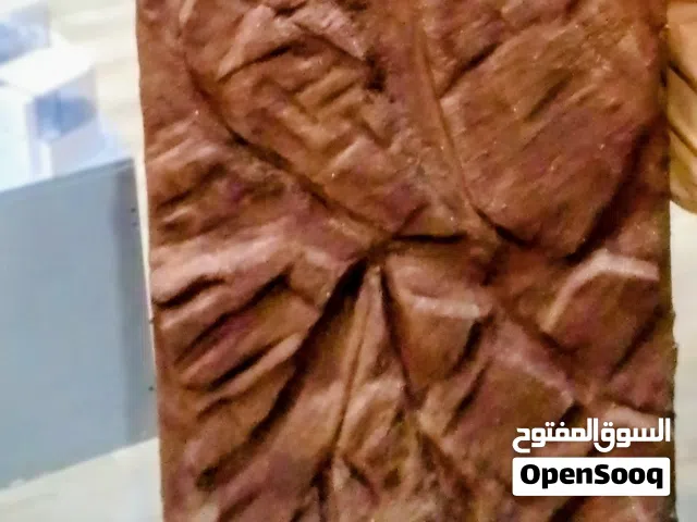 عمل فني نحت بارز