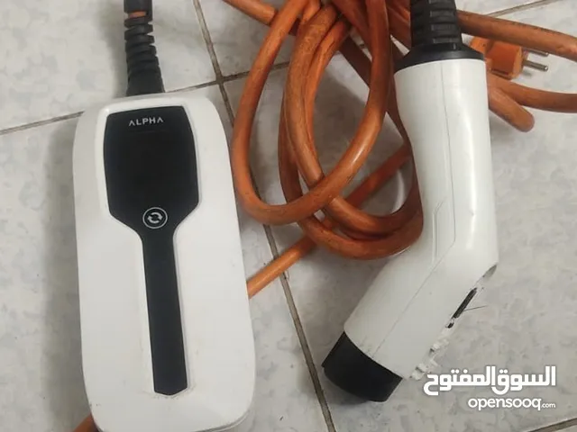 شاحن سيارة ماركة الفا 16 امبير مدخل كوري