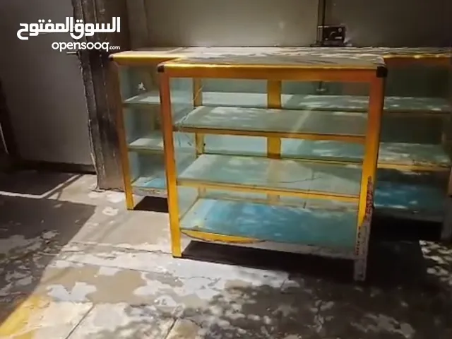 معرض زجاج للبيع