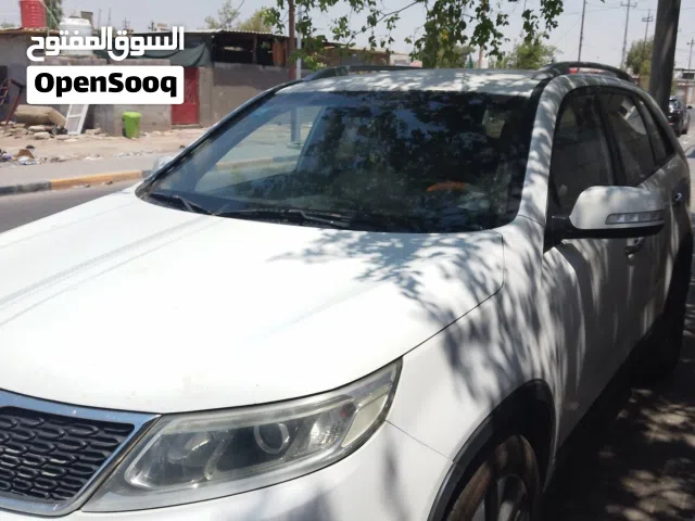 2013 كيا سورينتو Standard