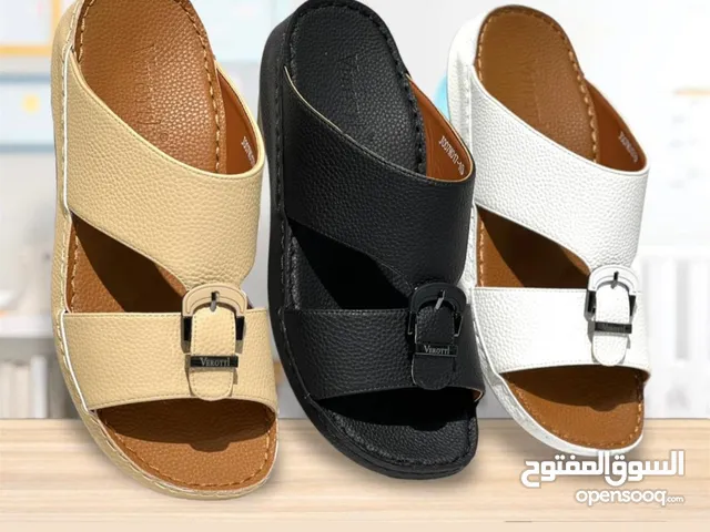 45.5 Casual Shoes in Al Batinah