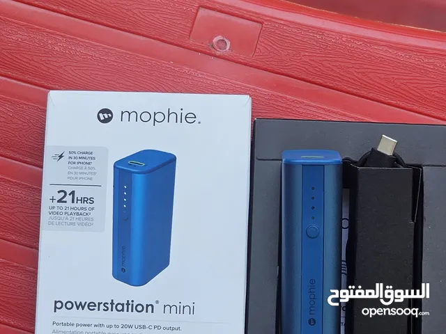 Apple mophie 5000 mAh powerstation mini , portable power with up to 20w usb-c port.
