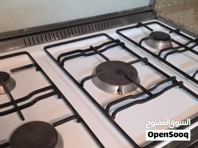 فرن غاز مستعمل مع فرن